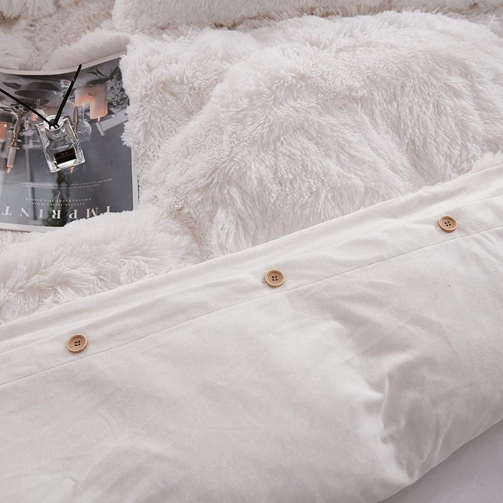 New Shaggy Fluffy Faux Fur Duvet Cover Set Button Closure Velvety Bedding Set - Picture 4 of 16